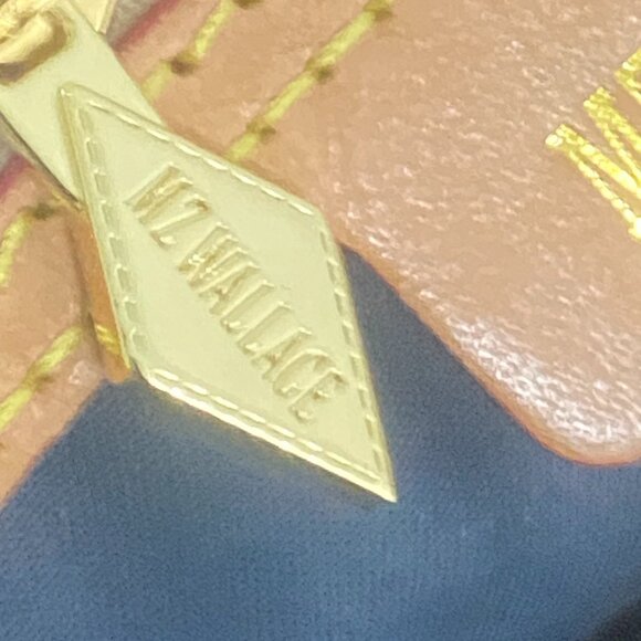 Beautiful MZ Wallace Teal Quilted Shoulder Bag – Multi-Pocket – New York Design - Picture 15 of 16